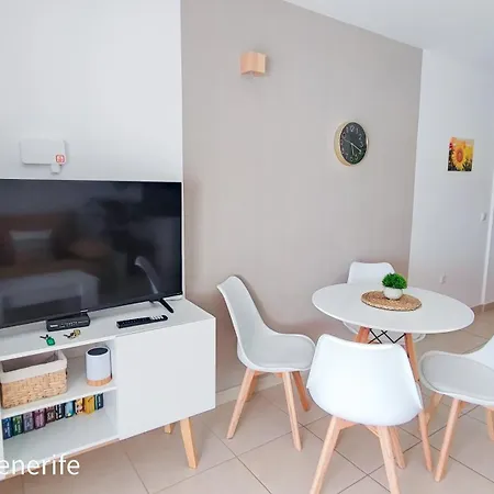 Primavera Apartment By The Beach Costa Adeje Exterior photo
