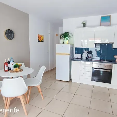 Primavera Apartment By The Beach Costa Adeje Exterior photo